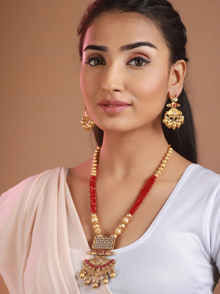 Priyaasi Studded Red Floral Kundan Gold-Plated Jewellery Set