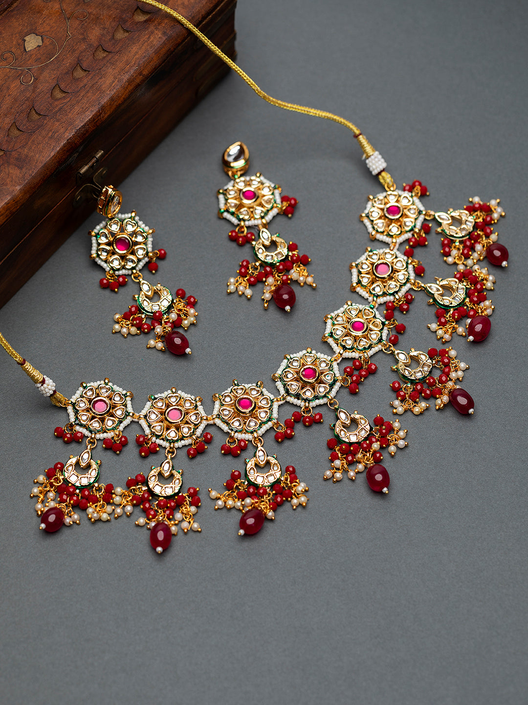 Priyaasi Red Floral Kundan Studded Beaded Gold-Plated Choker Jewellery Set