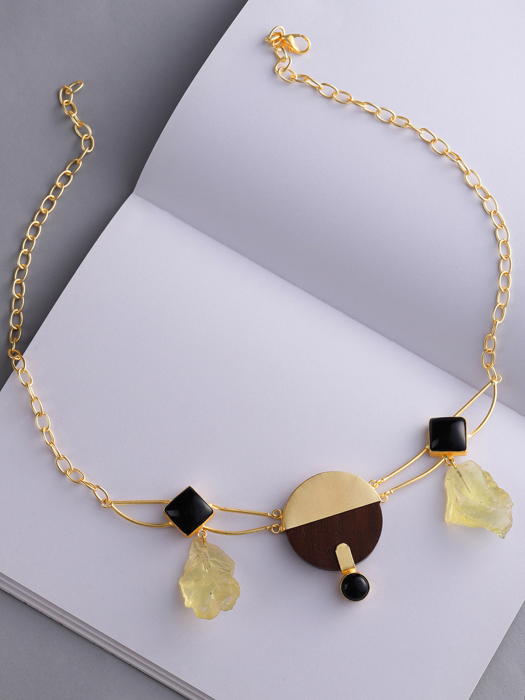 Fanfare Fashion-Teak Wood Gold Plated Leaf Necklace
