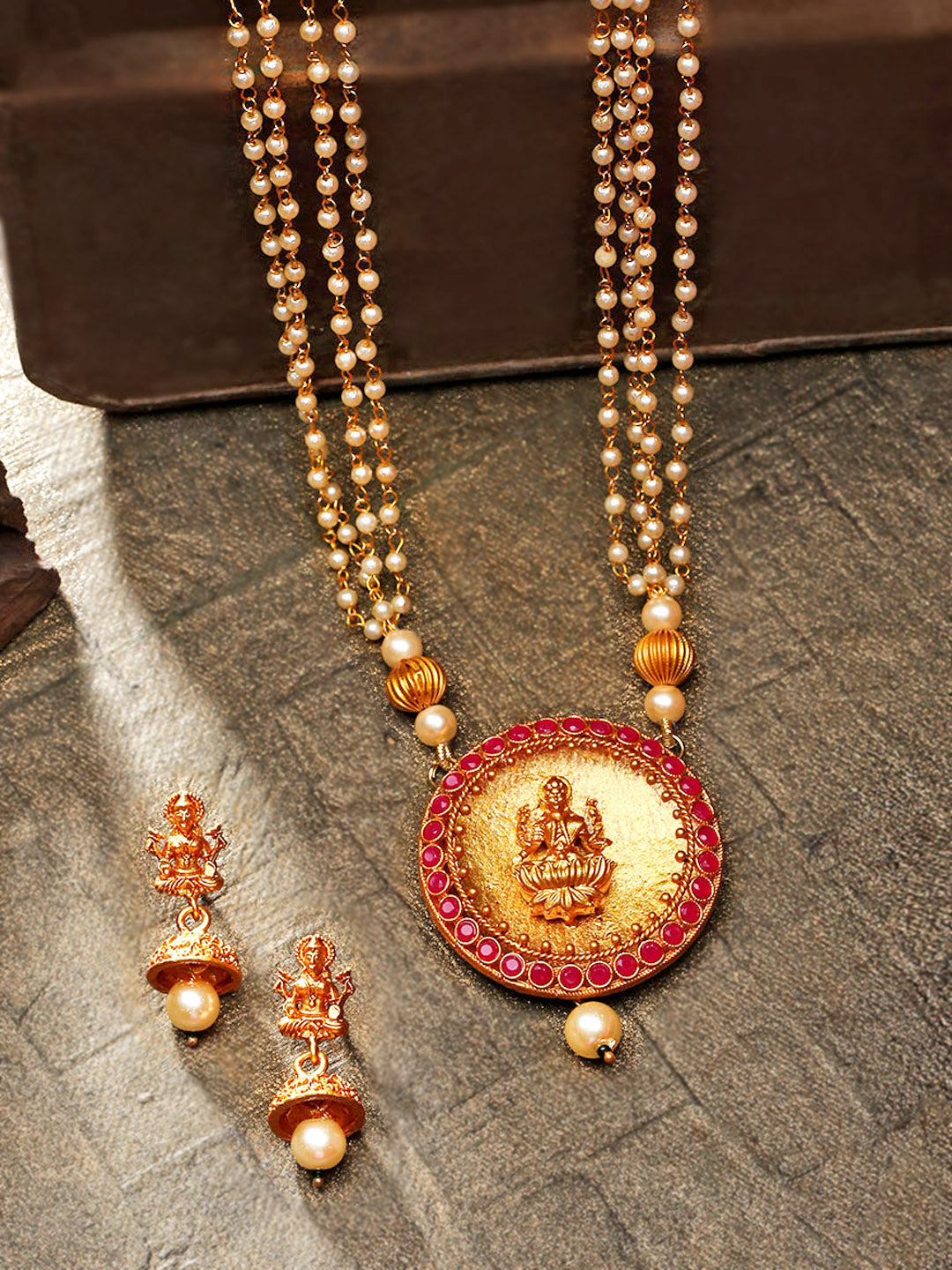 White Beads Pearls Ruby Gold Plated Temple Jewellery Set