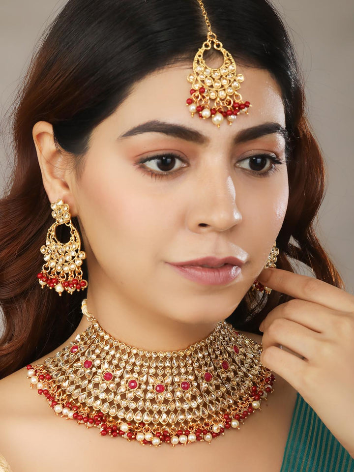 Stones Pearls Gold Plated Floral Choker Set with MaangTikka