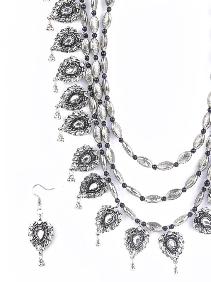 Kundan Stones Studded Silver Plated Jewellery Set