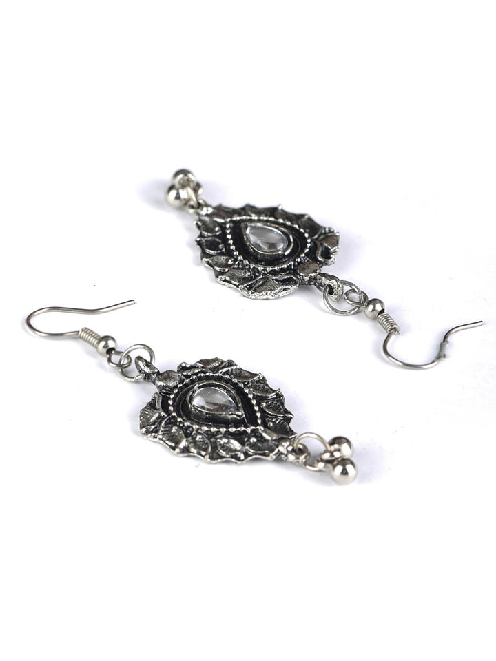 Kundan Stones Studded Silver Plated Jewellery Set