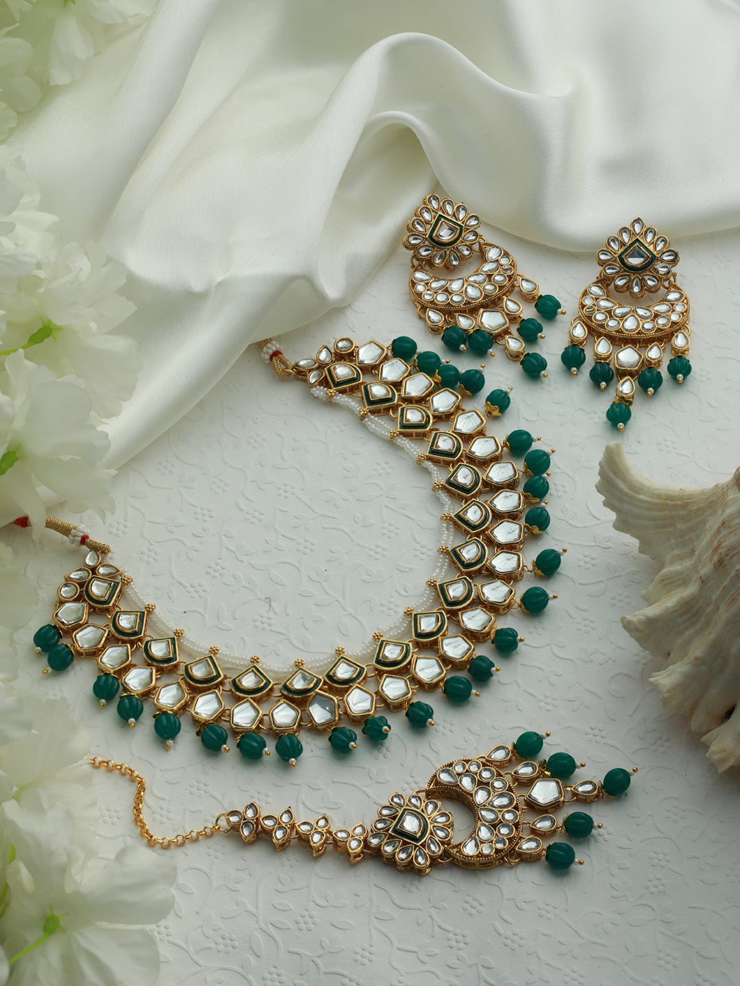 Dark Green Kundan Bridal Necklace Set - MIDNIK