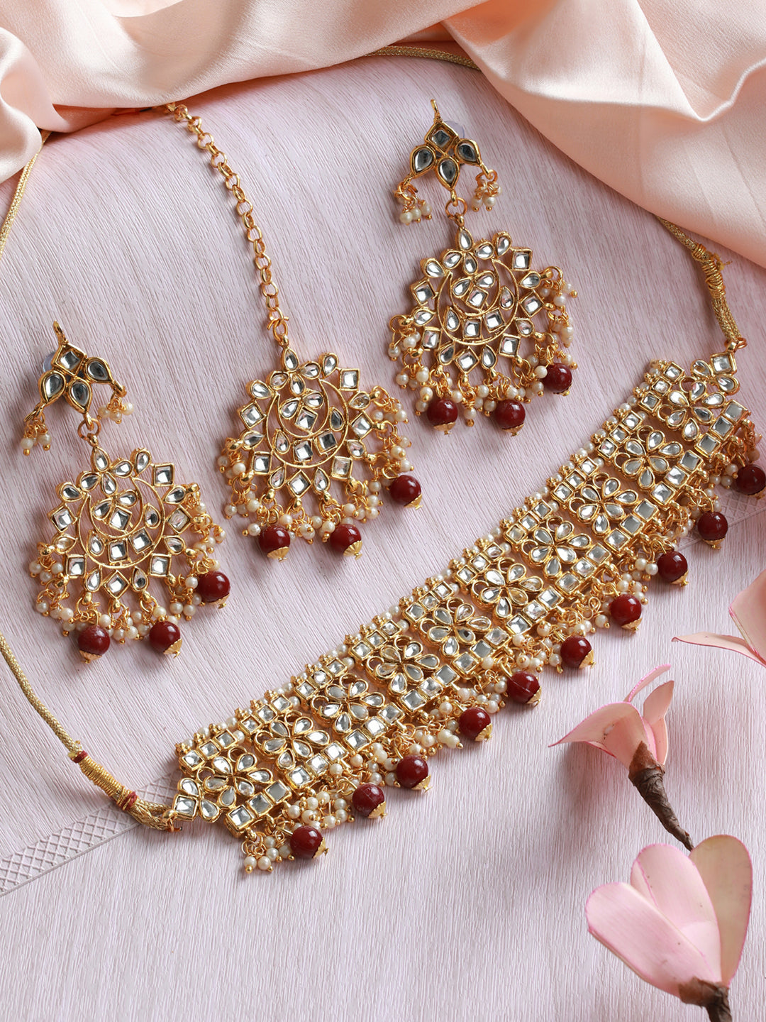 Priyaasi Maroon Floral Gold Plated Choker Jewellery Set with Maangtikka