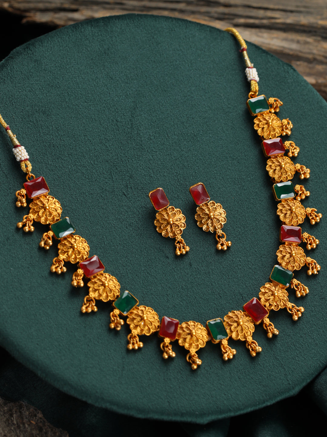 Priyaasi Studded Floral Multicolor Gold-Plated Jewellery Set