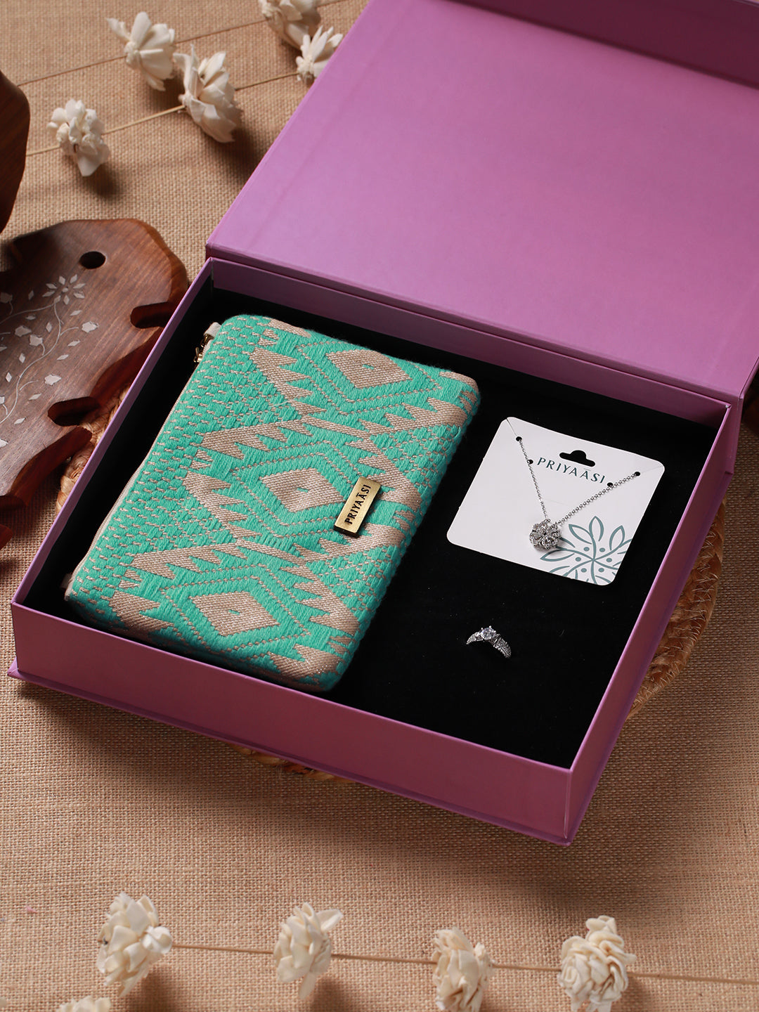 Pleasingly Perfect - Purple Priyaasi Gift Box
