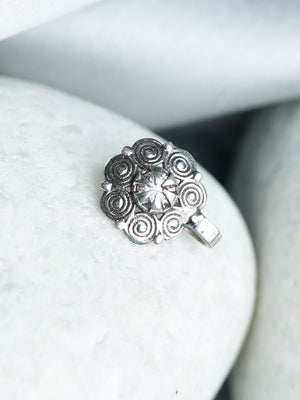 Oxidised Silver Stone Studded Floral Nose Pin