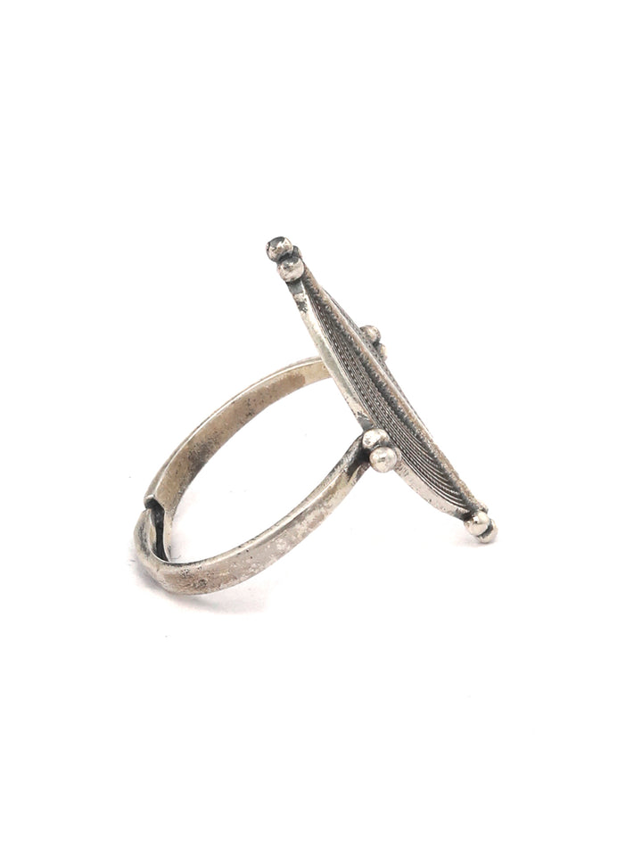 Vintage Vibe - Leaf Oxidised Silver-Plated Ring