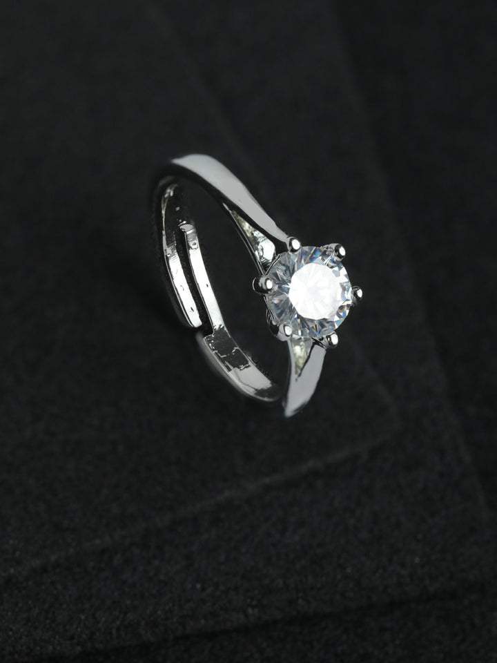 Elegant Sterling Silver Solitaire Ring